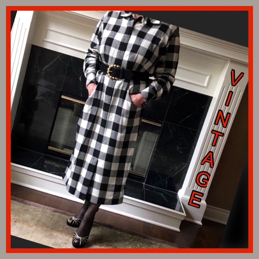 90s VINTAGE CYNTHIA HOWIE ~ BLACK/WHITE CHECKED DRESS
